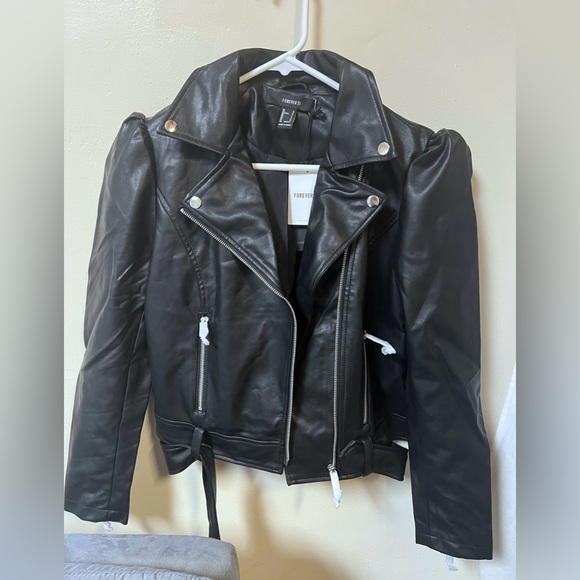 Forever 21 Puff-Sleeve Black Leather Jacket - Picture 3 of 4
